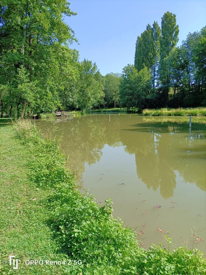 Gite Insolite Le Pressoir En Touraine Vallières-les-Grandes Zewnętrze zdjęcie